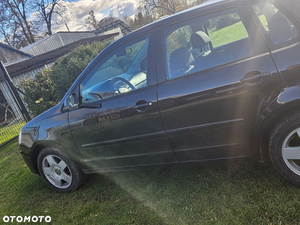Volkswagen Polo - 6