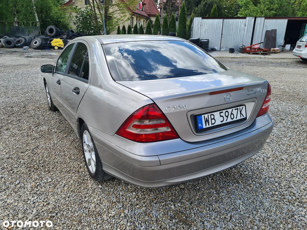 Mercedes-Benz Klasa C 220 CDI Avantgarde - 6