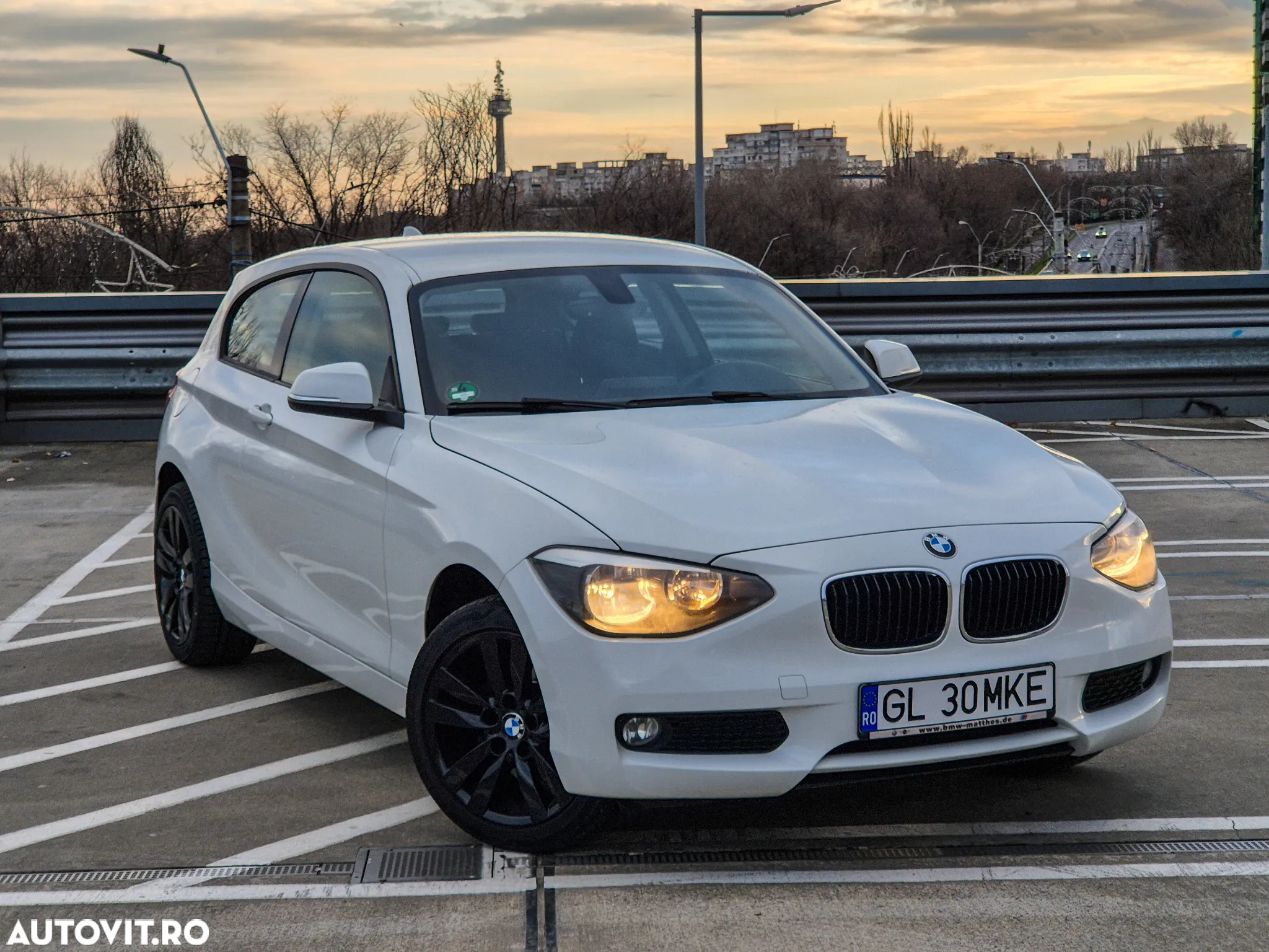 BMW Seria 1 116i - 6