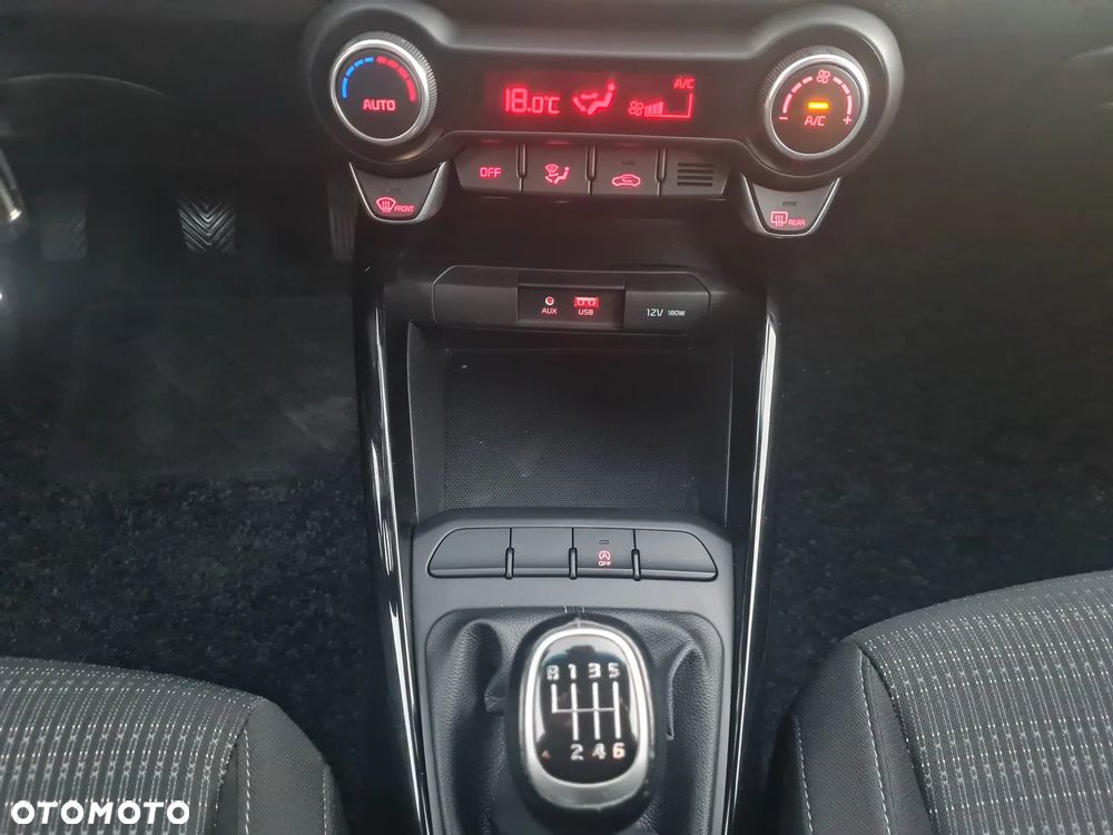 Kia Stonic 1.4 L - 32