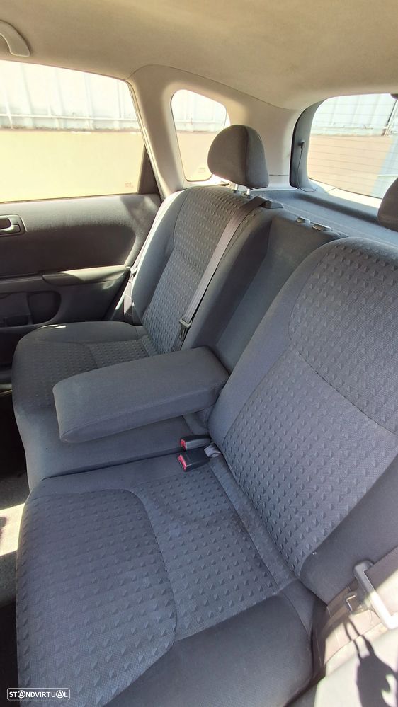 Honda Civic 1.6 LS - 10
