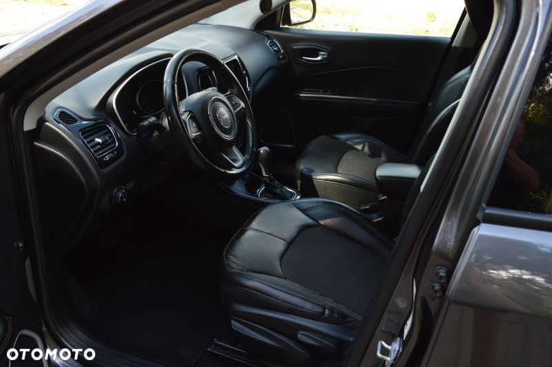 Jeep Compass - 19