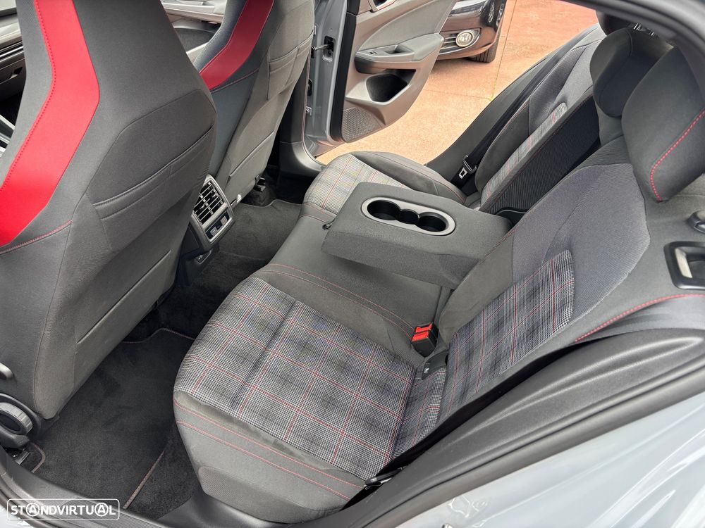 VW Golf GTI (BlueMotion ) DSG Performance - 13