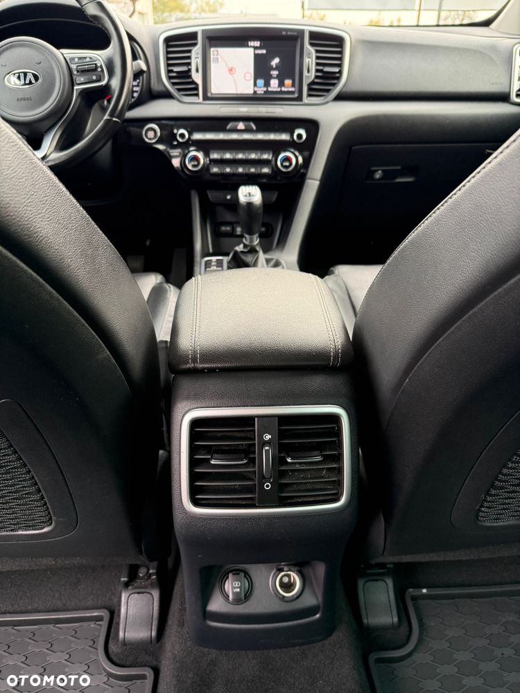 Kia Sportage 1.6 GDI 2WD Attract - 17