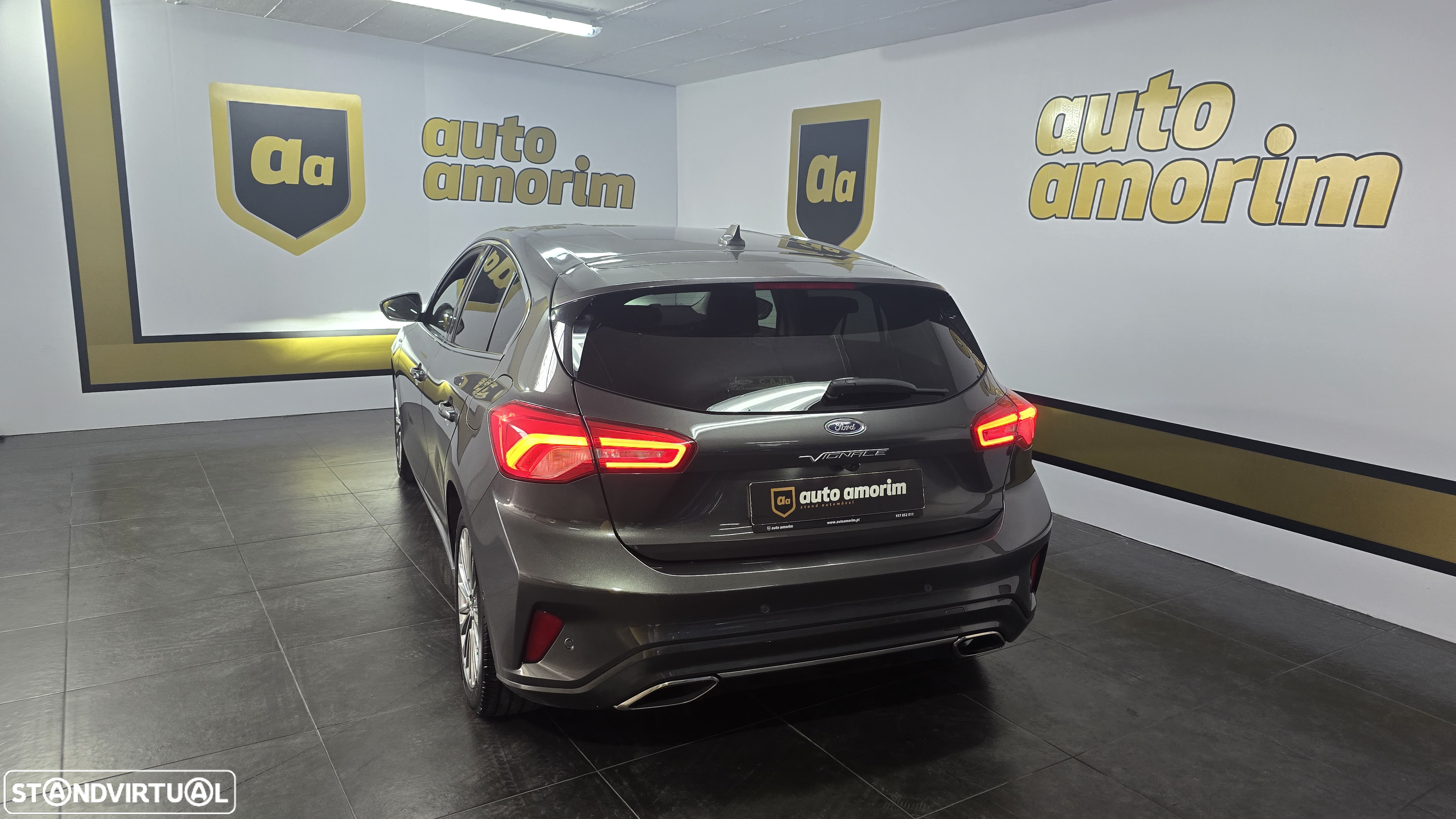 Ford Focus 1.5 EcoBoost Vignale - 12