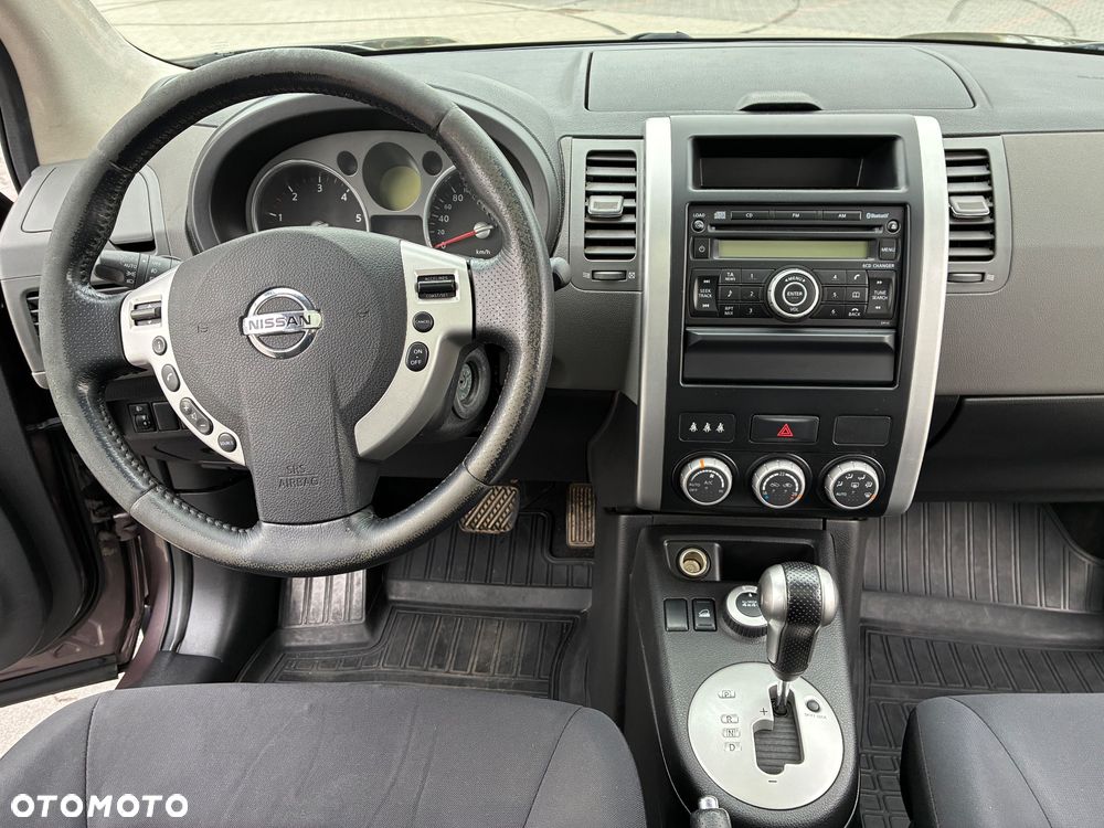 Nissan X-Trail - 18