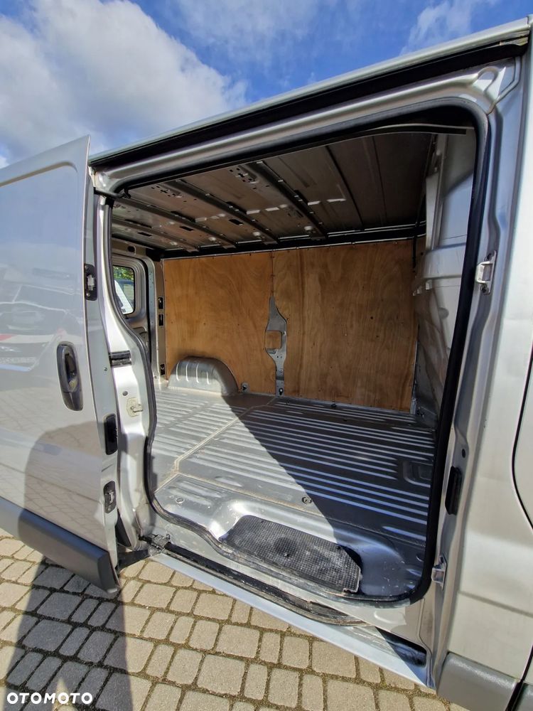 Opel Vivaro - 13