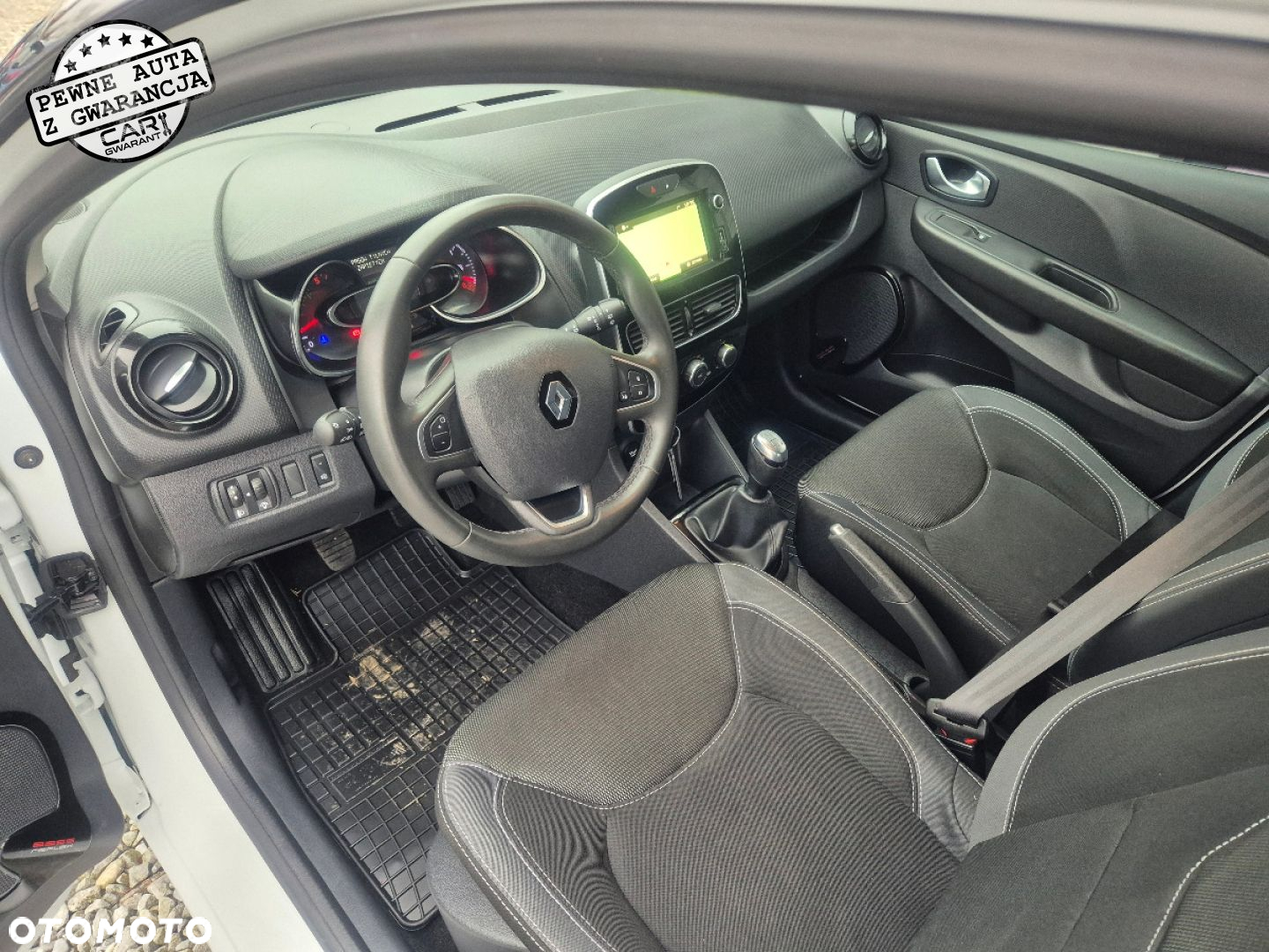 Renault Clio - 11