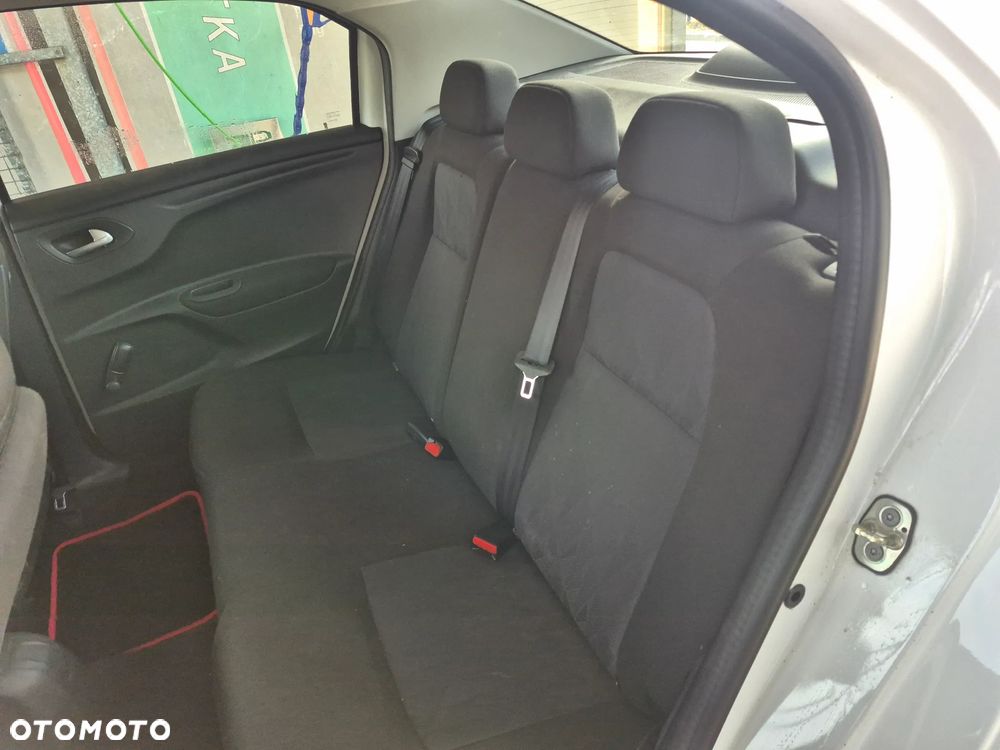 Citroën C-Elysée - 6