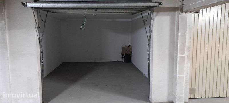 Venda de garagem com 25,4 m2 em Ponte de Lima - Grande imagem: 2/2