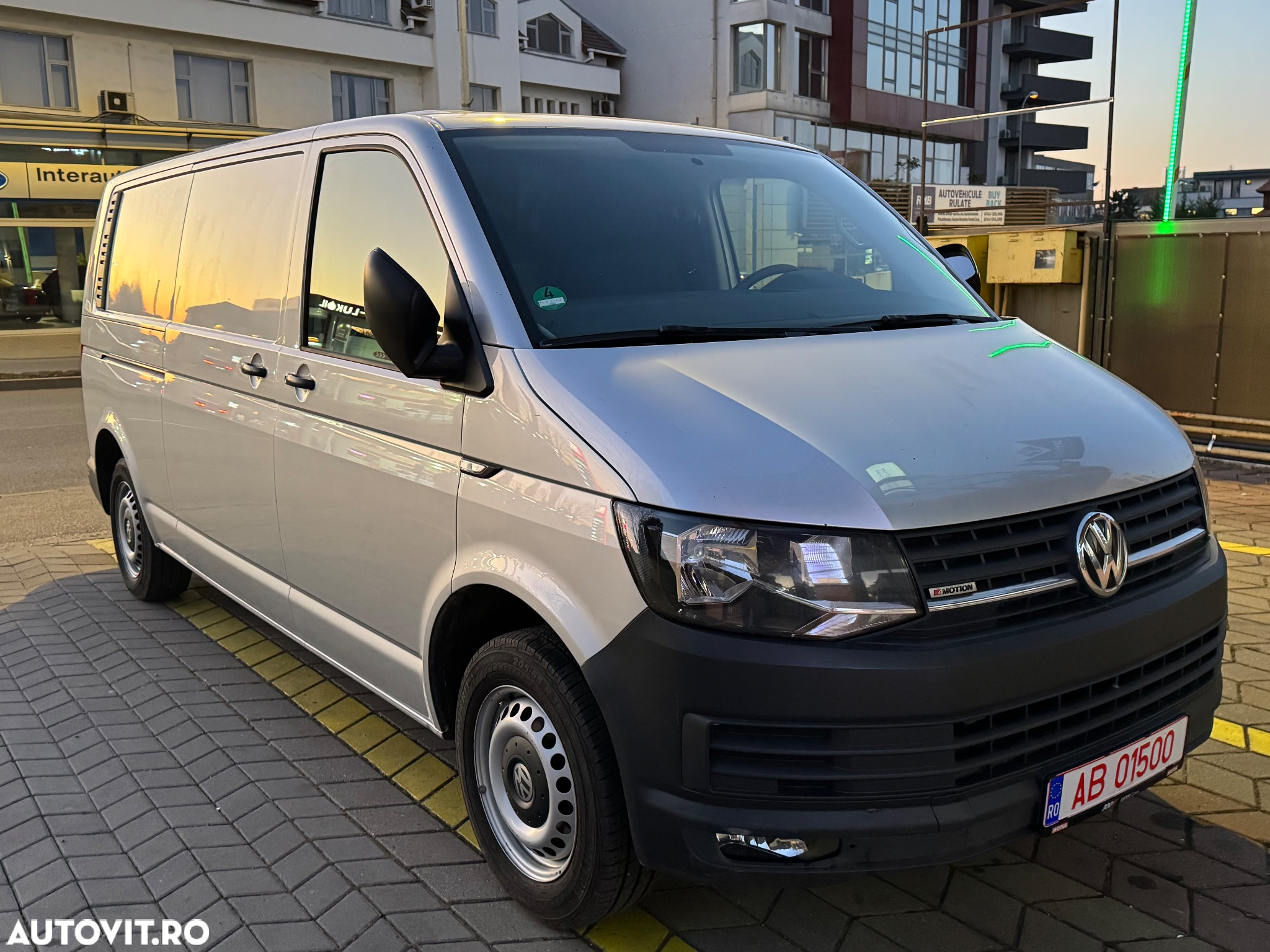 Volkswagen Transporter T6 - 10
