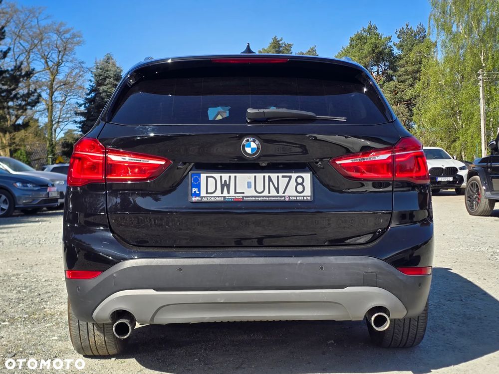BMW X1 xDrive25i xLine - 10