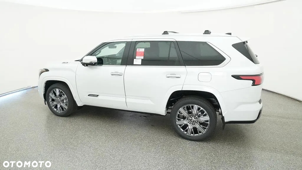 Toyota Sequoia - 25
