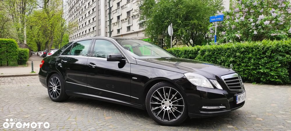 Mercedes-Benz Klasa E 220 CDI BlueEff Avantgarde - 4