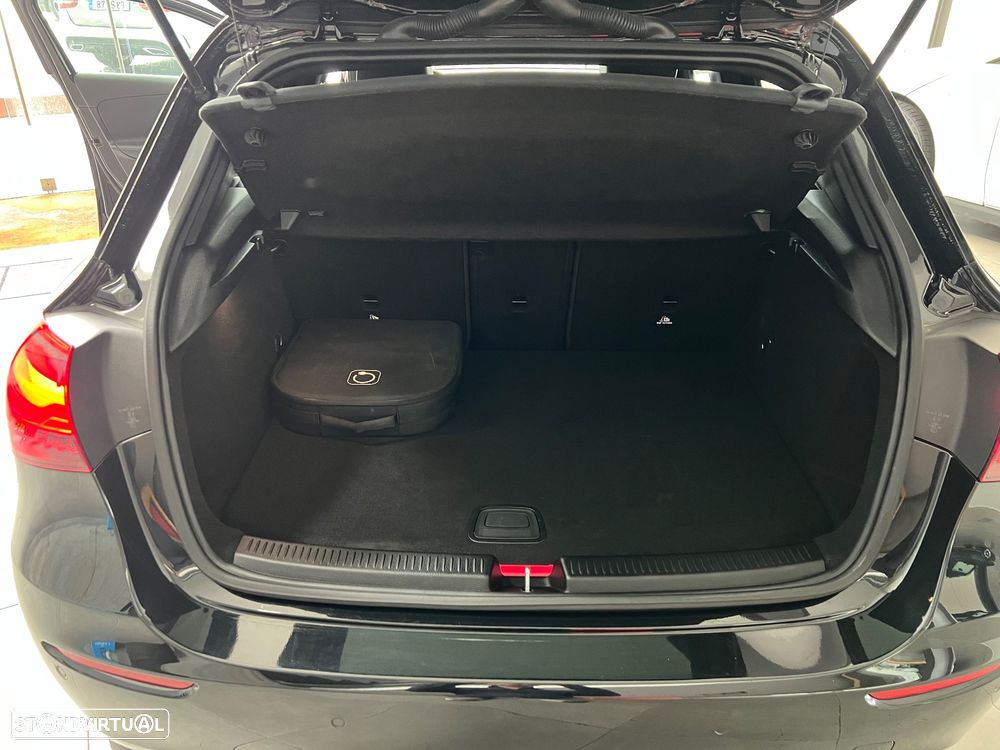 Mercedes-Benz A 250 e Progressive - 11