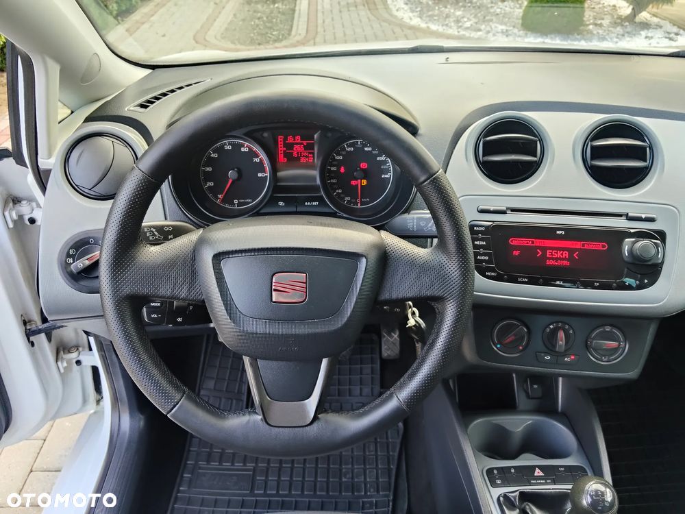 Seat Ibiza 1.2 12V Reference Salsa - 22