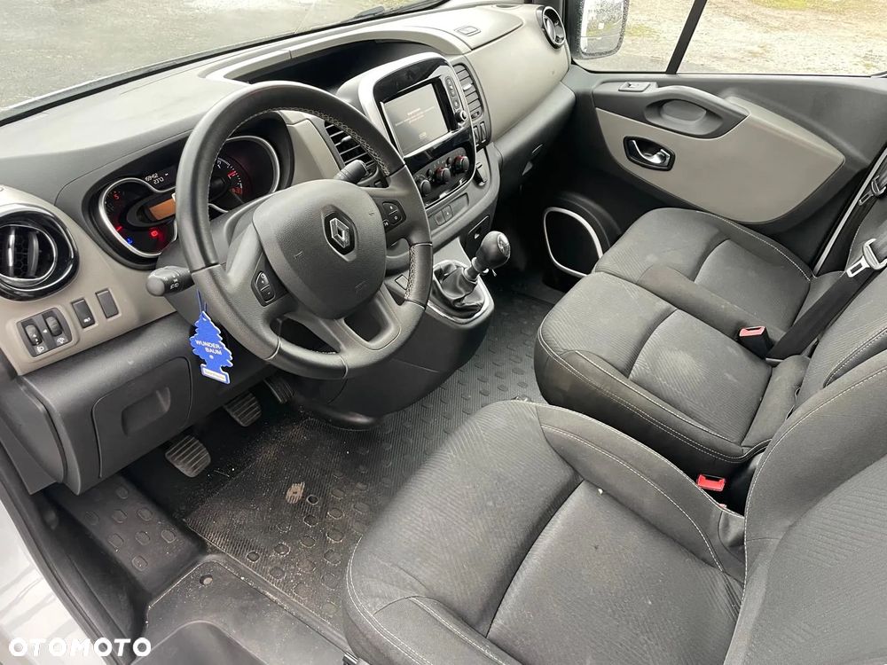 Renault Trafic - 10