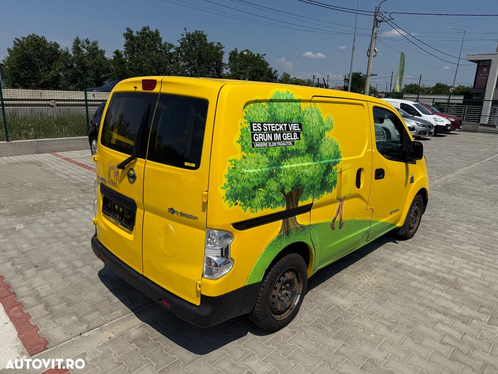 Nissan NV200 - 24