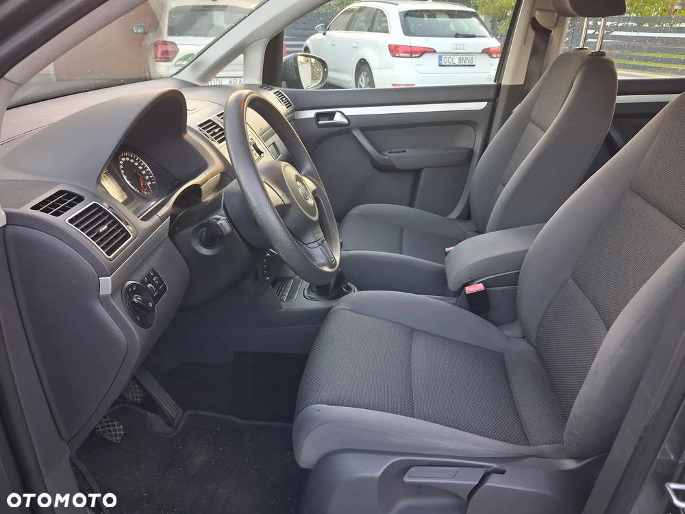 Volkswagen Touran 1.2 TSI STYLE - 24