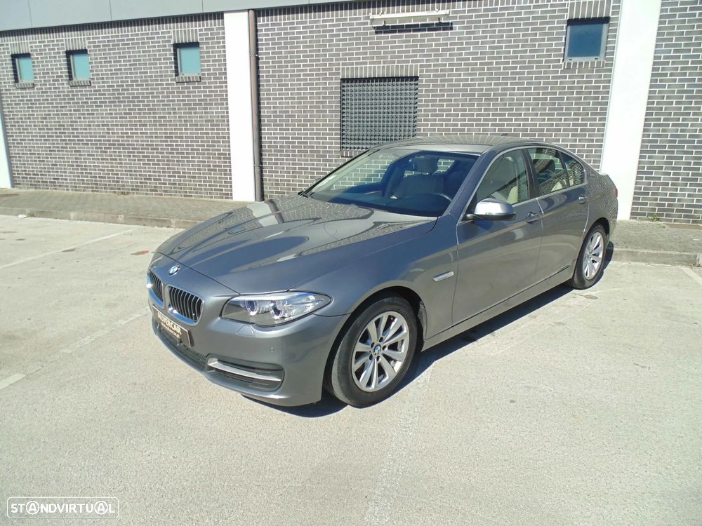 BMW 520 d Line Luxury Auto - 2