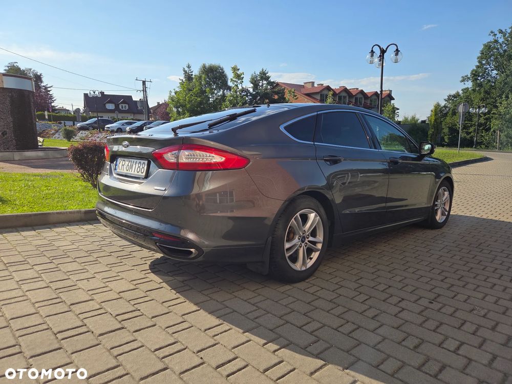 Ford Mondeo 2.0 EcoBoost Titanium - 13