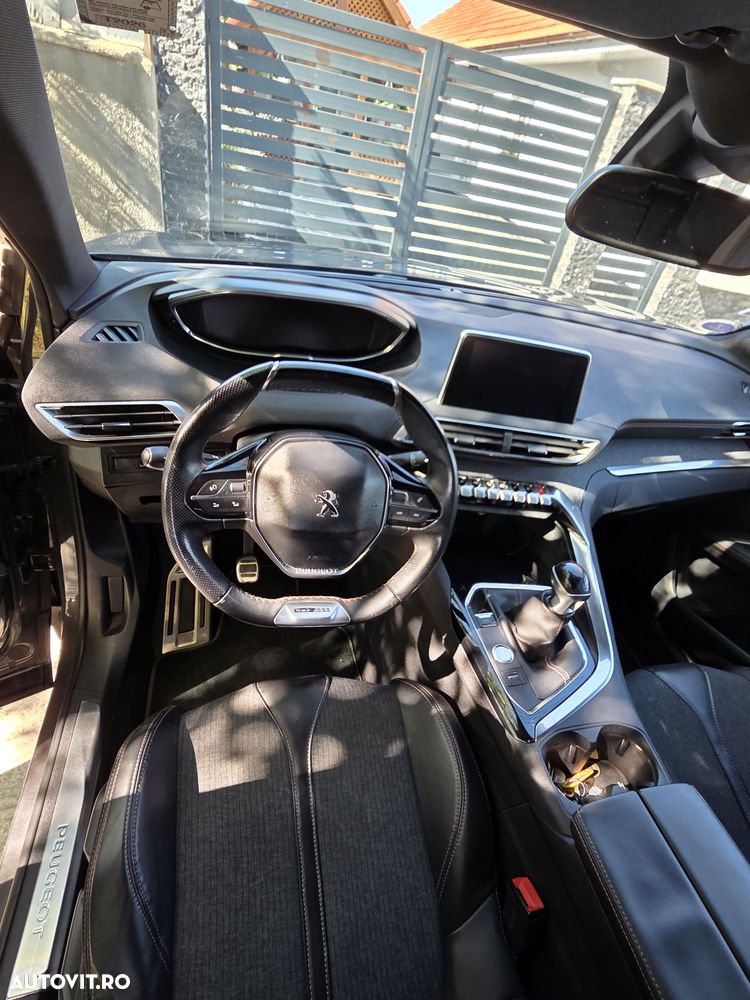Peugeot 3008 1.2 PureTech Turbo S&S GT-Line - 26