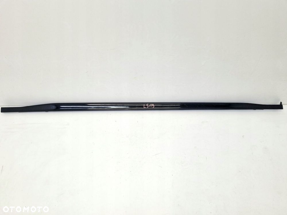 vw golf 8 viii 5h0 r-line próg nakładka listwa progowa prawa ładna - 1