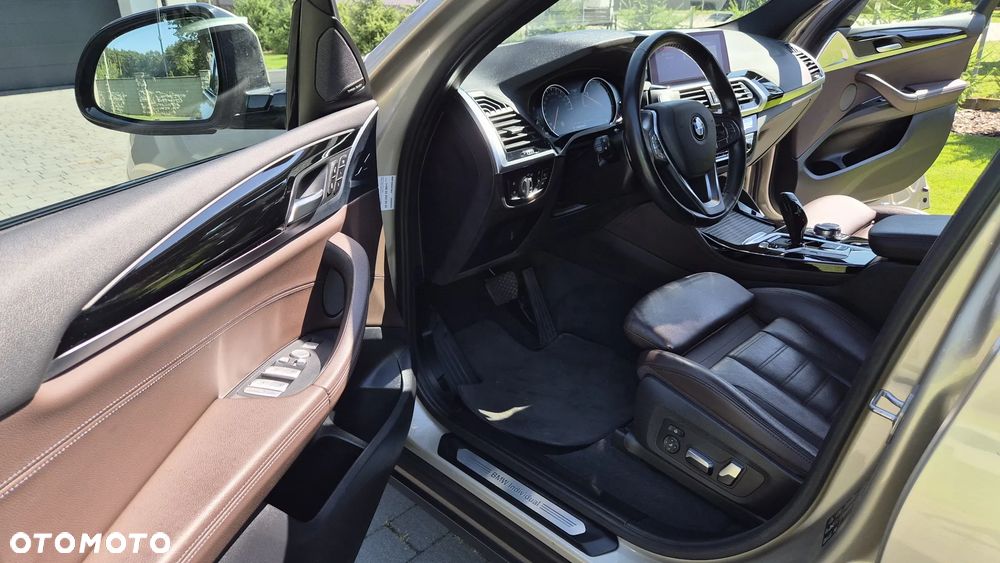 BMW X4 xDrive20d xLine - 10