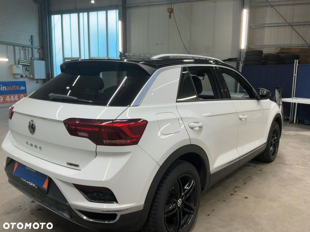 Volkswagen T-Roc 2018 photo 2