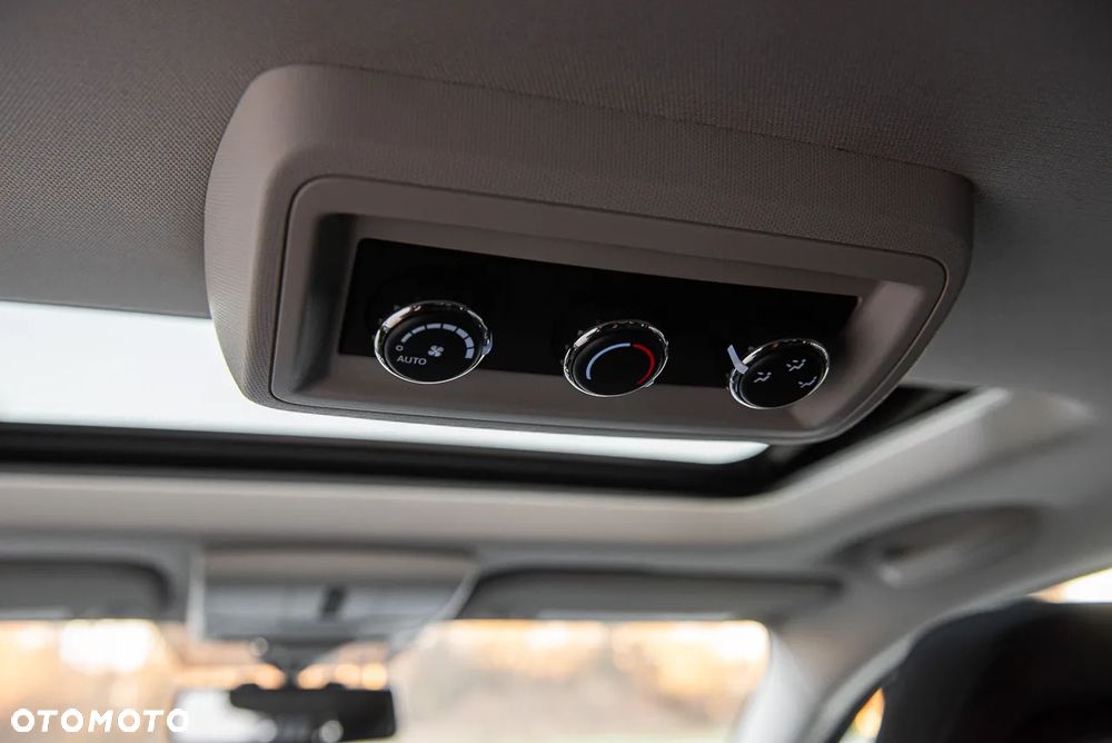 Fiat Freemont 2.0 Multijet 16V DPF Automatik Allrad Lounge - 26