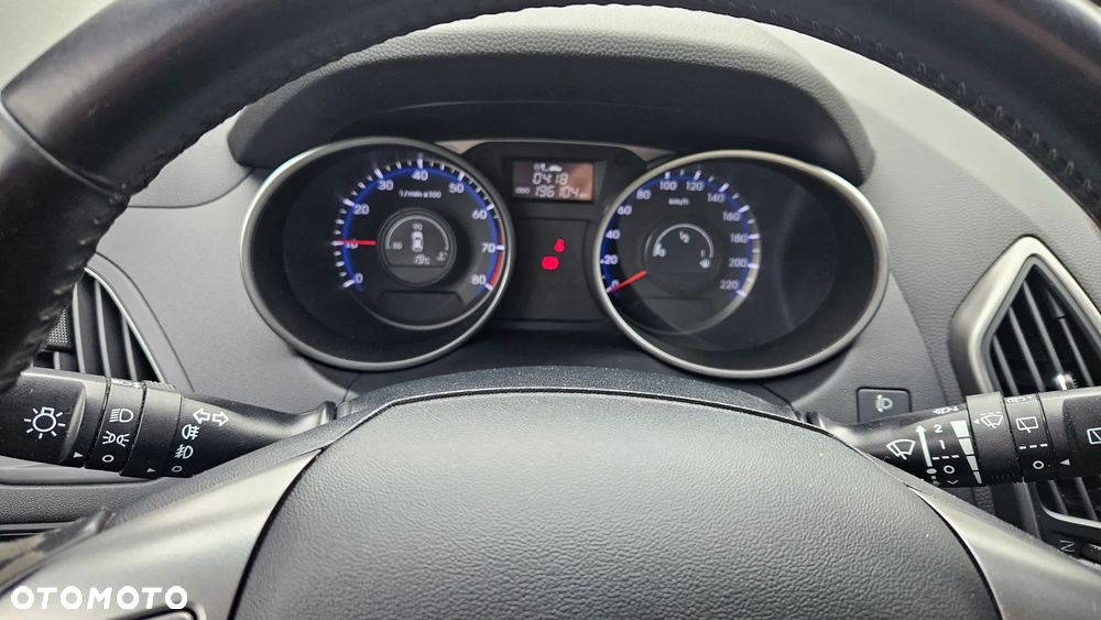 Hyundai ix35 1.6 2WD Fifa World Cup Edition - 20