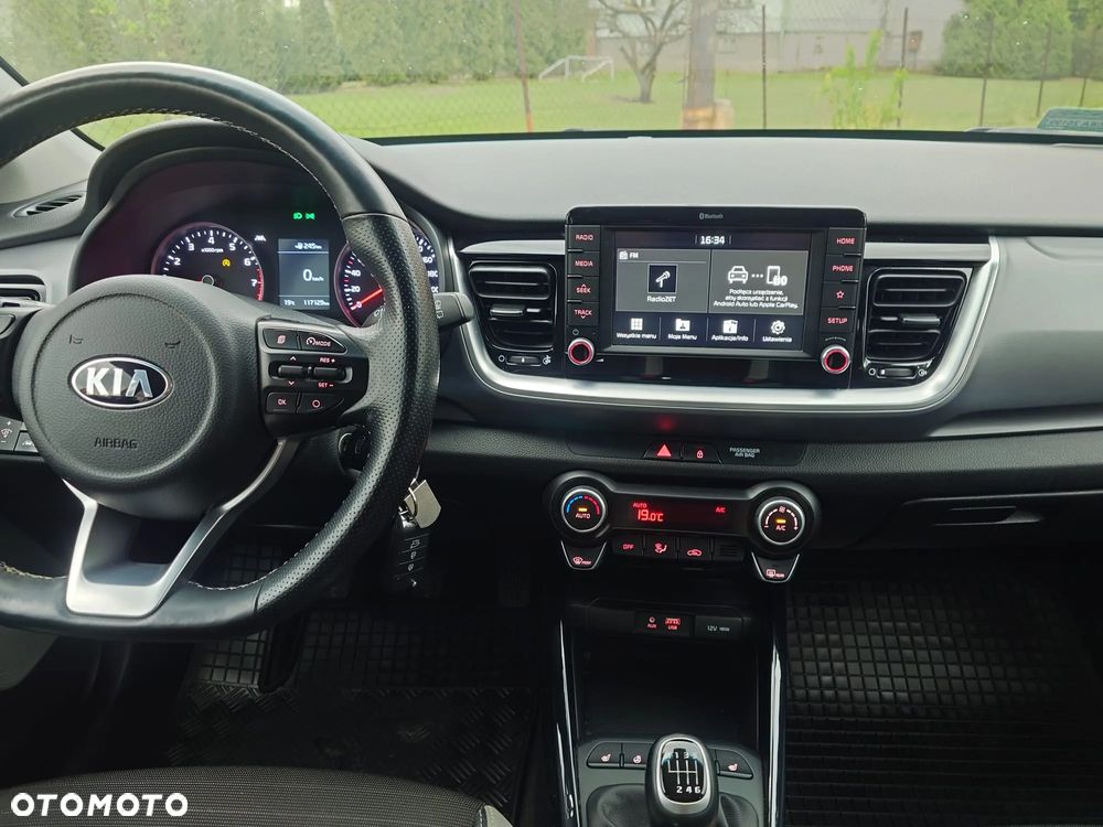 Kia Stonic 1.4 L - 12