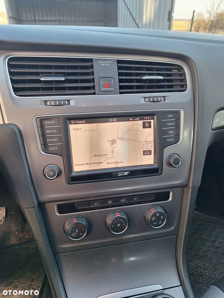 Volkswagen Golf 1.6 TDI BlueMotion Comfortline - 6