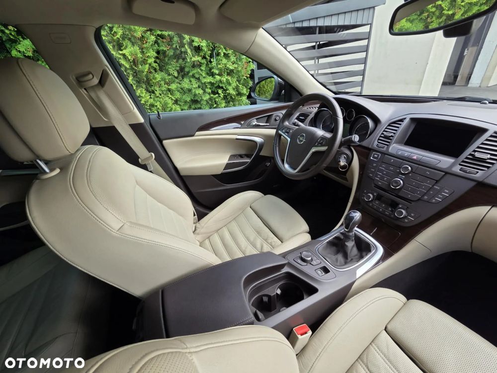 Opel Insignia 2.0 CDTI Cosmo - 9