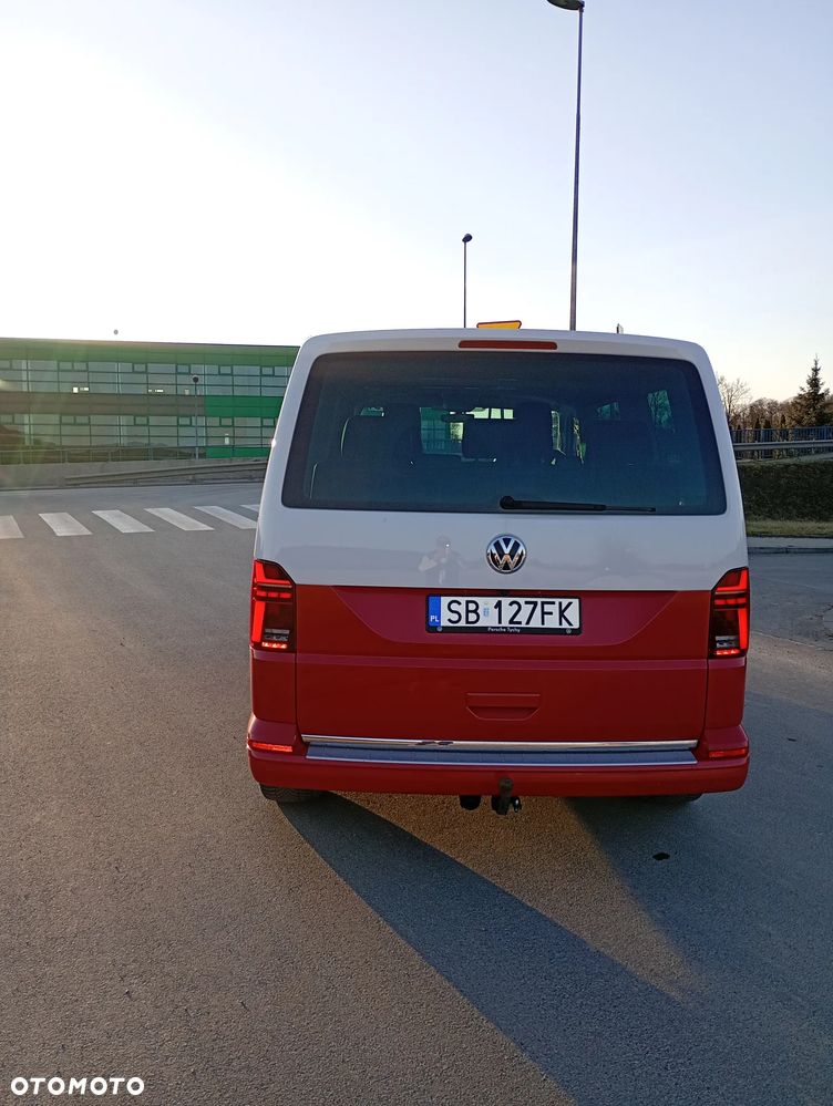 Volkswagen Multivan - 10