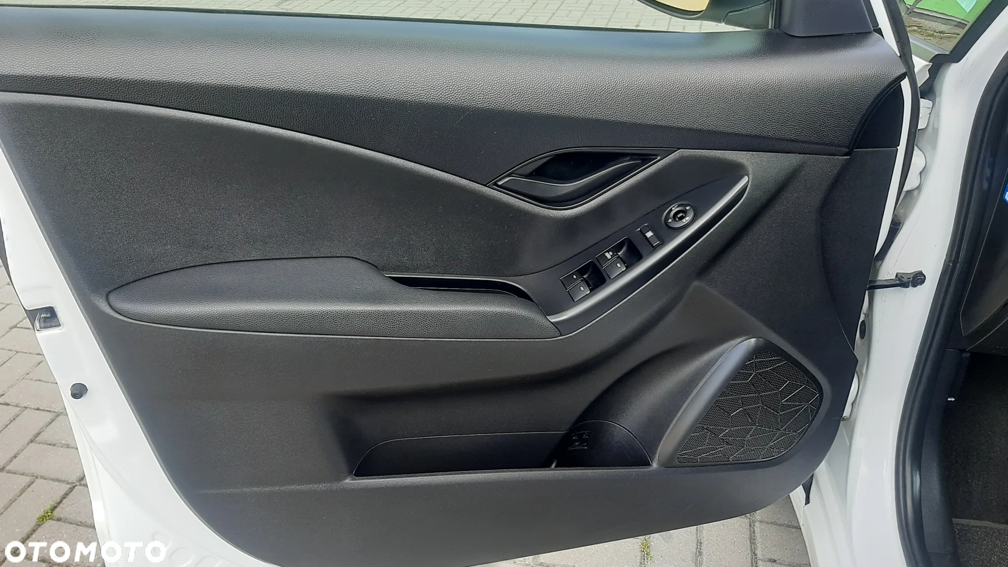 Hyundai ix20 1.4 Comfort - 32