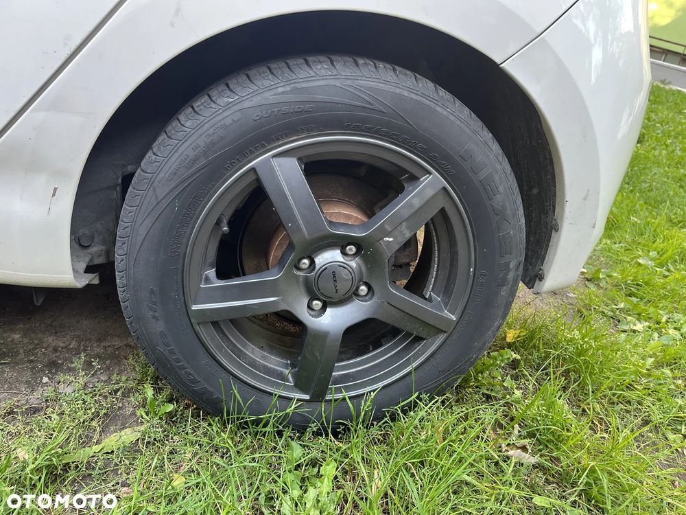 Hyundai i20 1.1 CRDi Style - 6