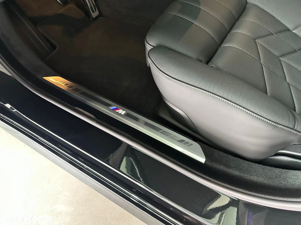 BMW Seria 7 740d xDrive mHEV sport - 16