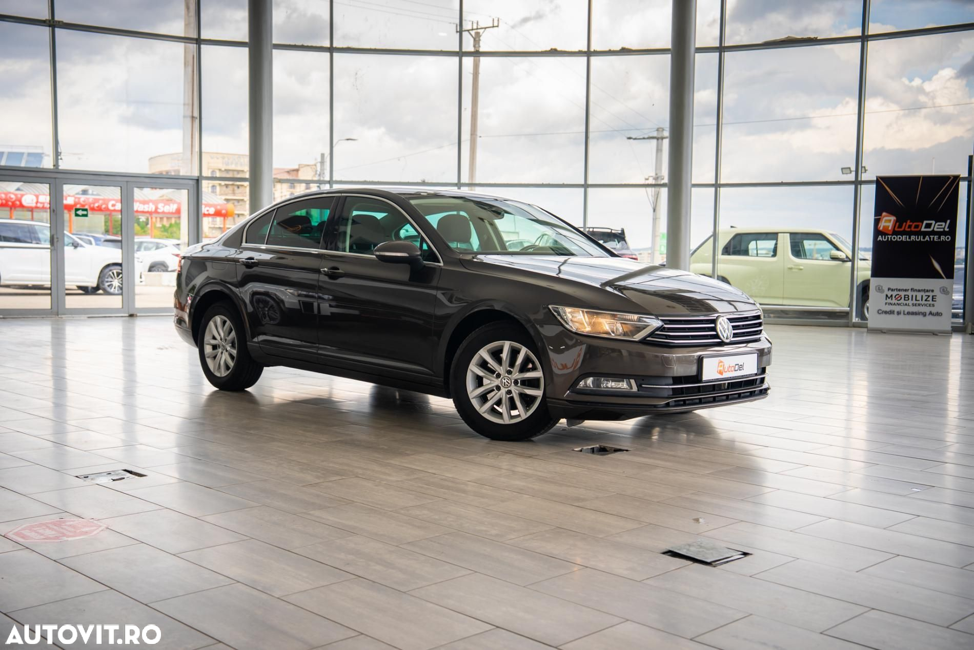 Volkswagen Passat - 25