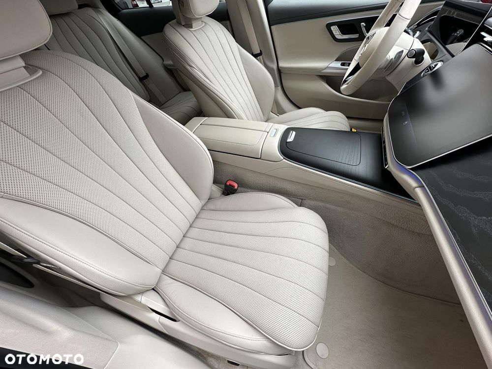 Mercedes-Benz Klasa E 220 d mHEV 4-Matic Avantgarde 9G-Tronic - 26