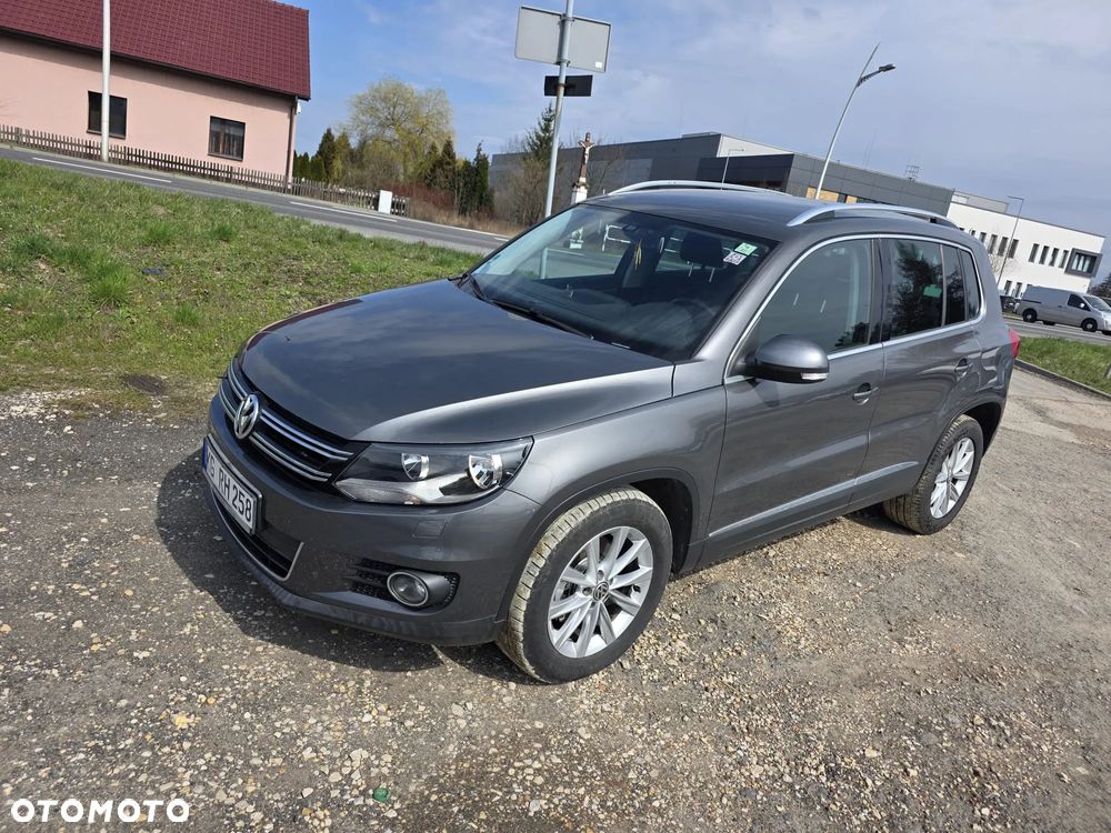 Volkswagen Tiguan - 1