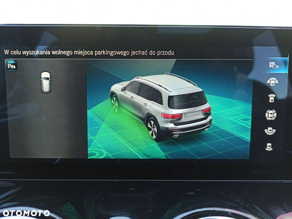 Mercedes-Benz GLB - 24