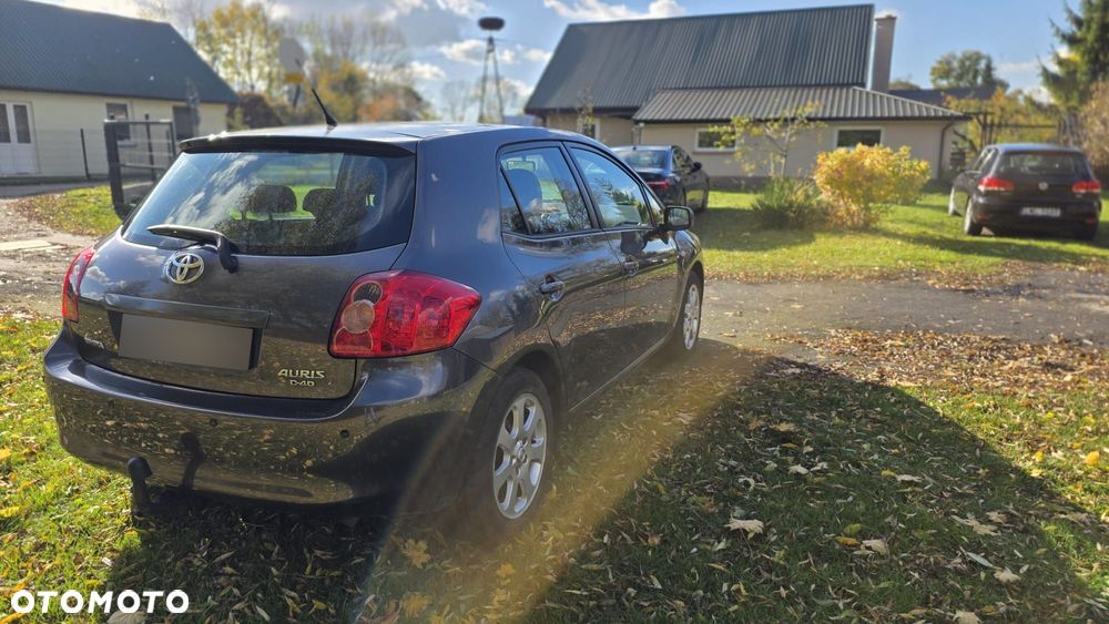 Toyota Auris - 22