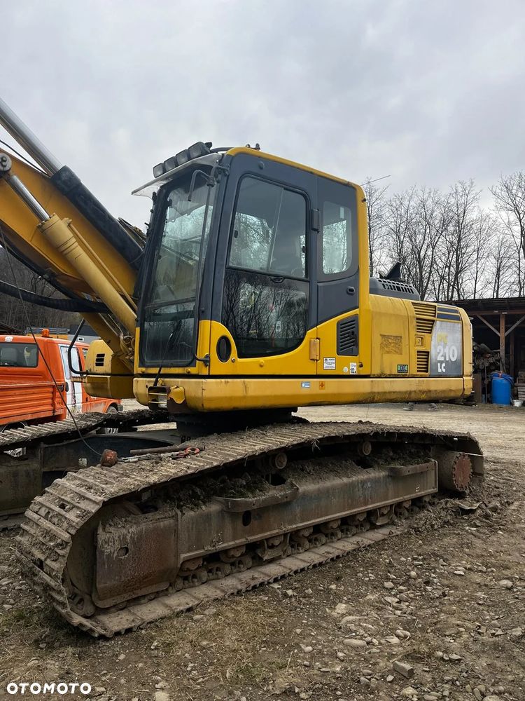 Komatsu PC210 - 4