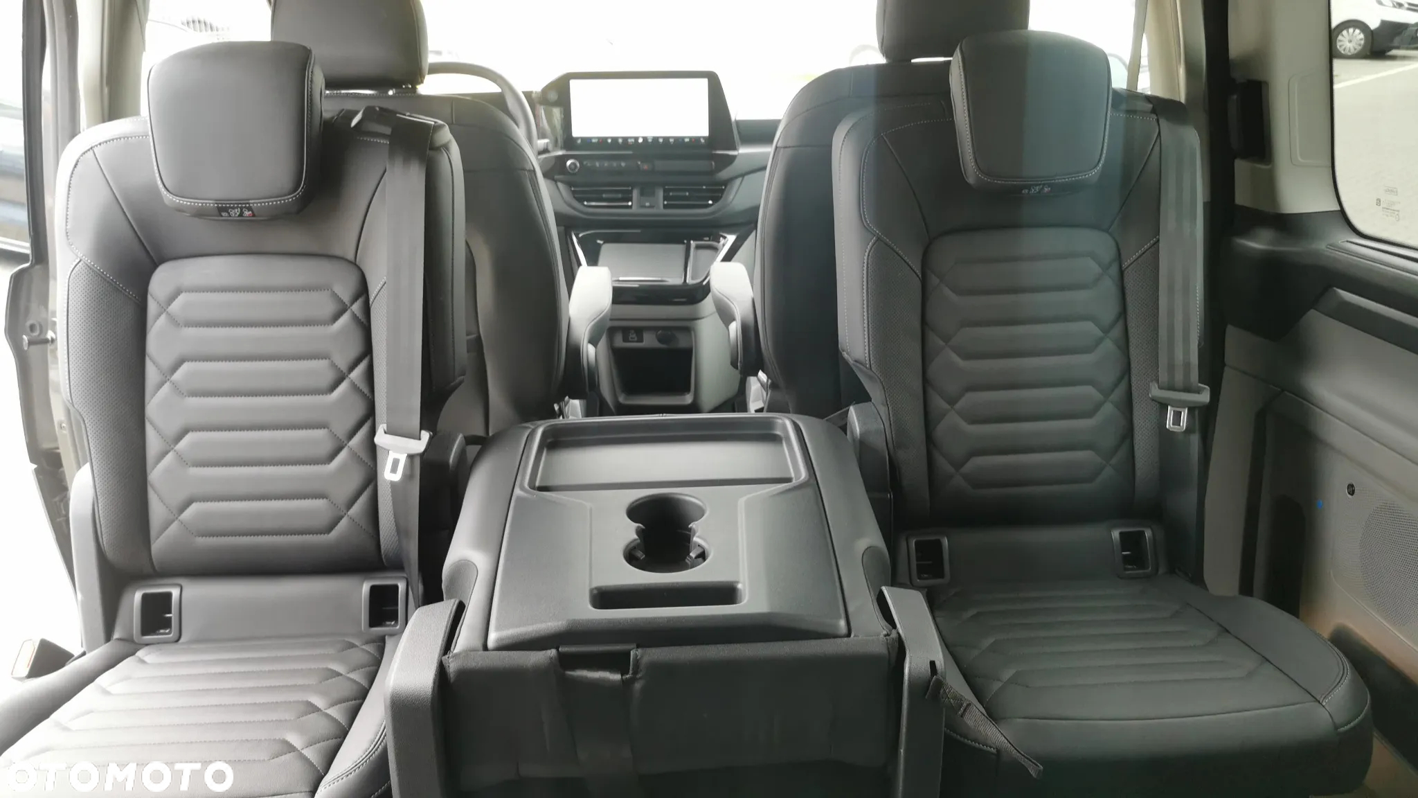 Ford Tourneo Custom 2.5 PHEV CVT 340 L2 Titanium X - 14
