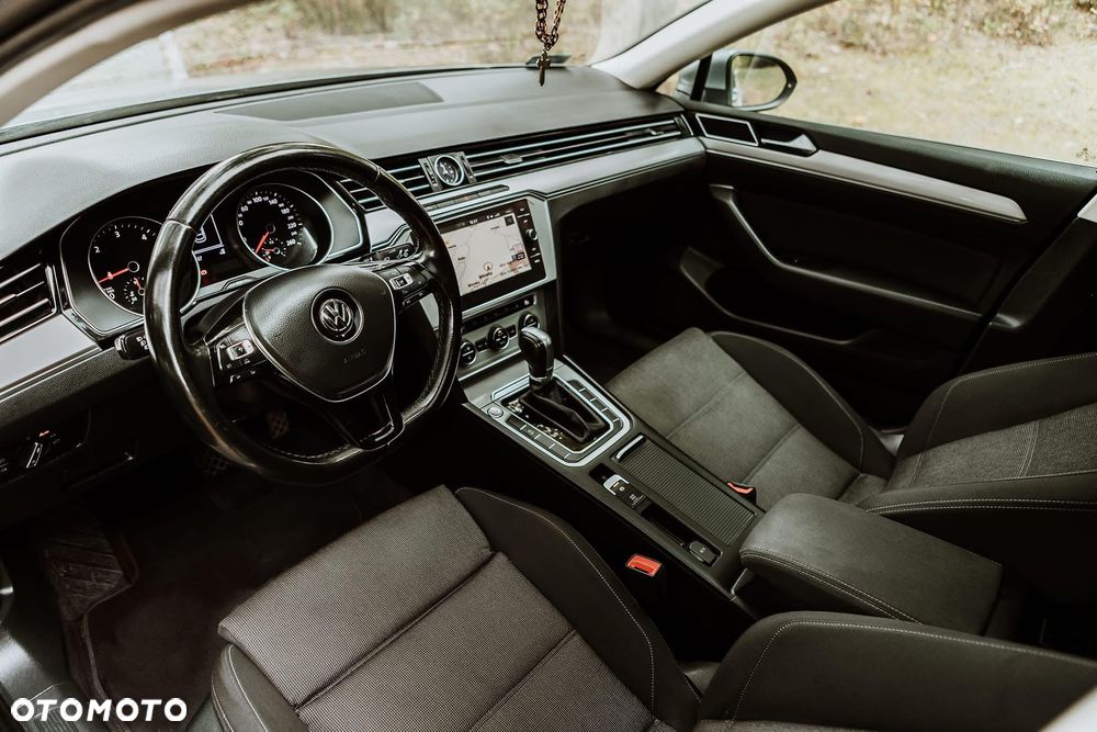 Volkswagen Passat 1.6 TDI (BlueMotion Technology) DSG Comfortline - 30