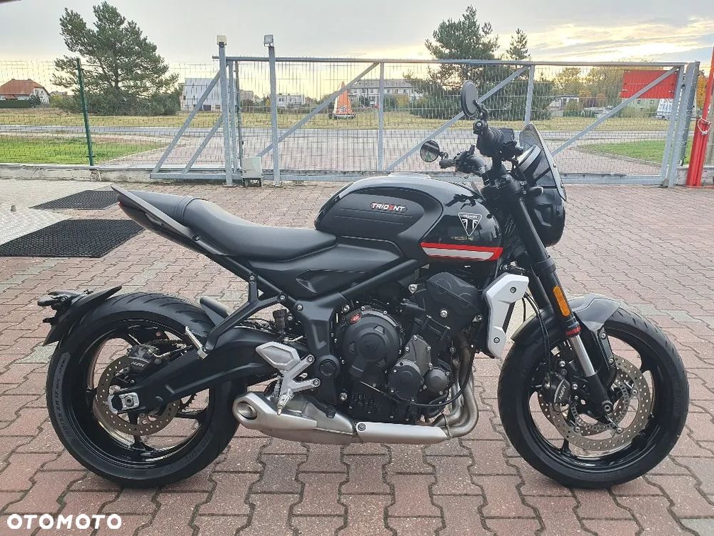 Triumph Trident - 22