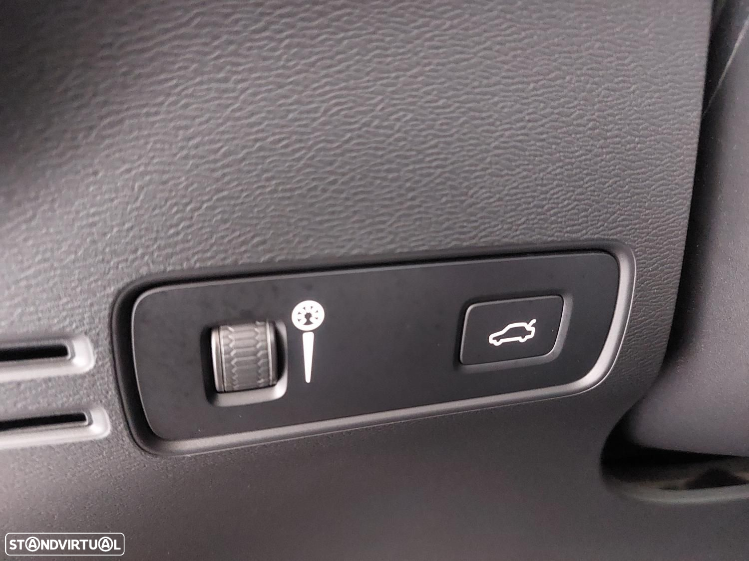 Volvo XC 40 1.5 T2 Momentum - 17