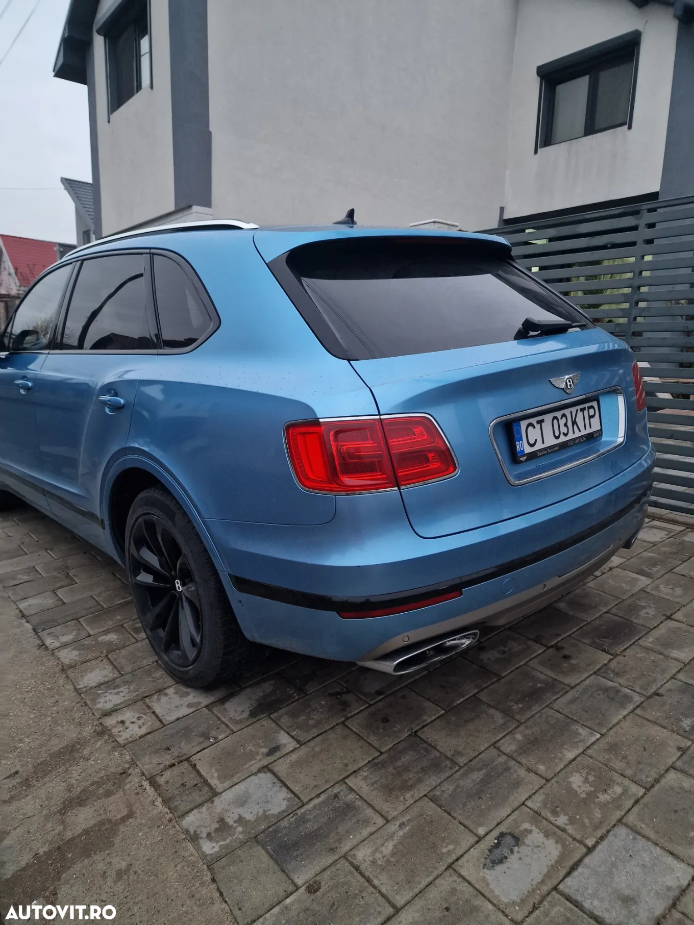 Bentley Bentayga W12 - 2
