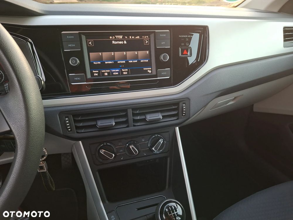 Volkswagen Polo - 11